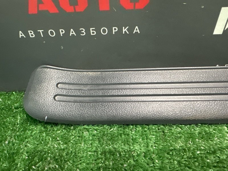Накладка порога Kia Sportage 2 2009 KM
