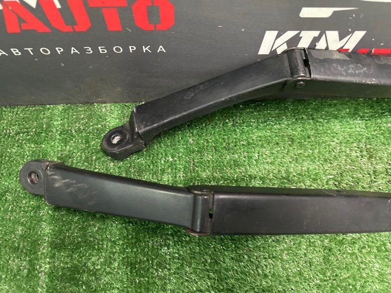 Поводки дворников Kia Sportage 2 2009 KM