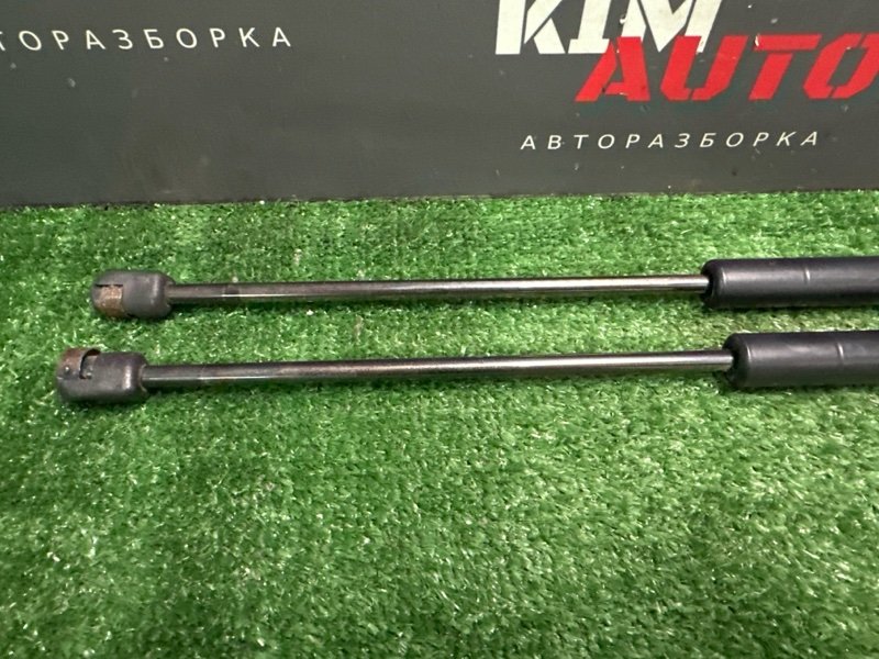 Упор крышки багажника Kia Sportage 2 2009 KM