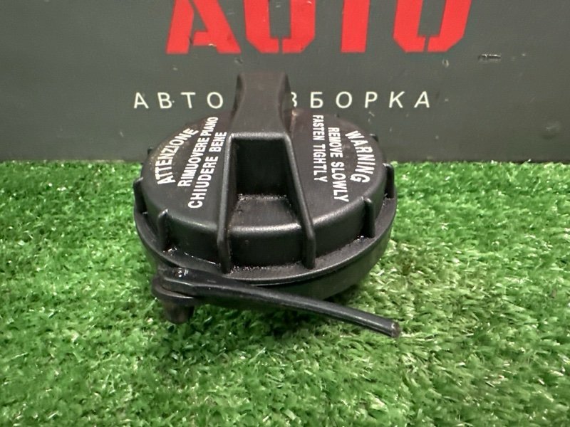 Крышка топливного бака Kia Sportage 2 2009 KM