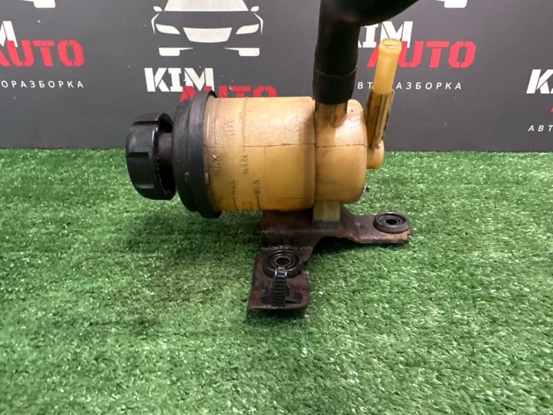Бачок гидроусилителя руля Kia Sportage 2 2009 KM