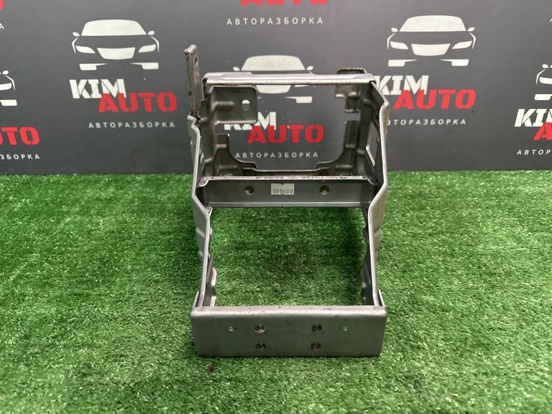 Кронштейн центральной консоли Kia Sportage 2 2009 KM