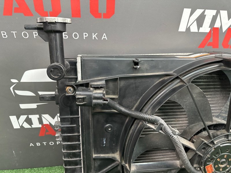 Кассета радиаторов с вентилятором Kia Sportage 2 2009 KM