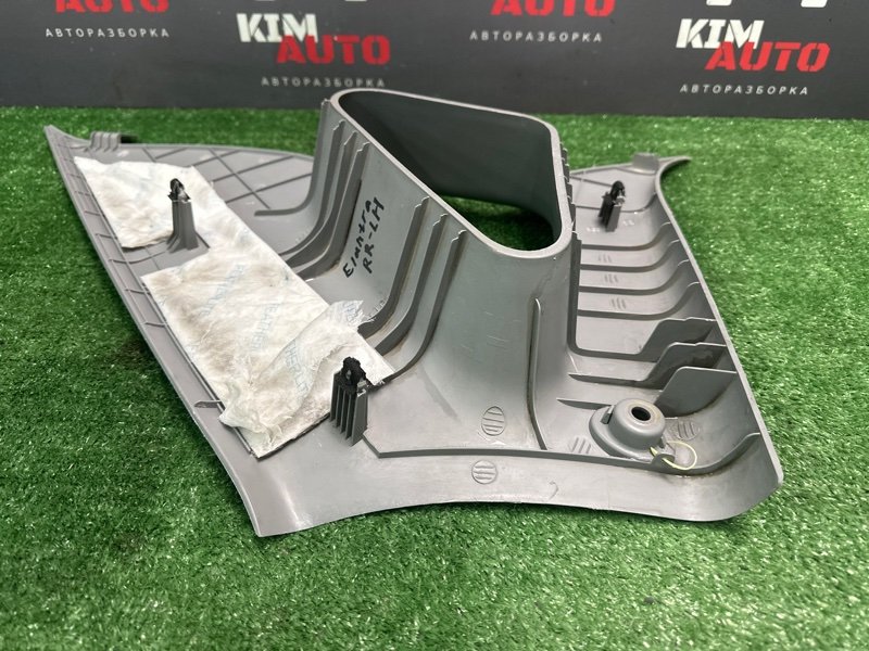 Накладка стойки кузова Hyundai Elantra 4 HD 06-11 2007