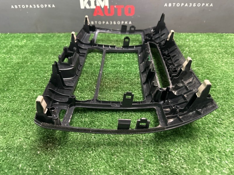 Рамка магнитолы Hyundai Elantra 4 HD 06-11 2007