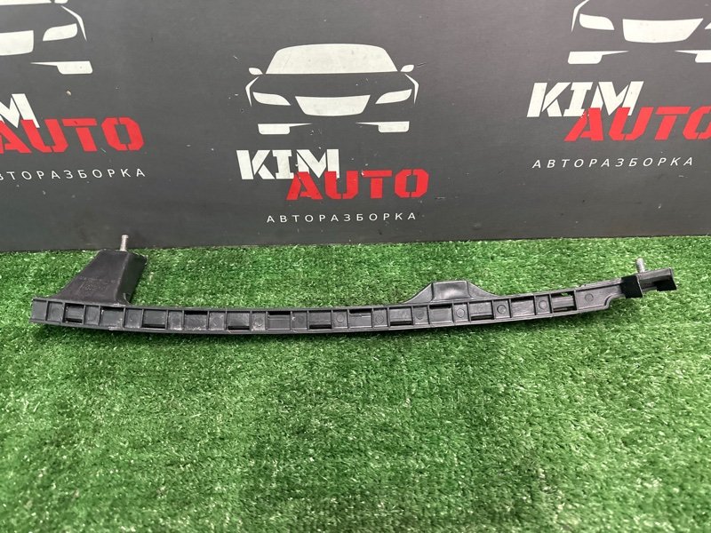 Направляющая стекла двери Hyundai Elantra 4 HD 06-11 2007