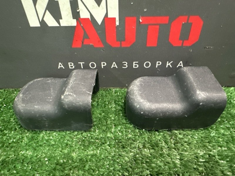Крышка салазок сидений Hyundai Elantra 4 HD 06-11 2007