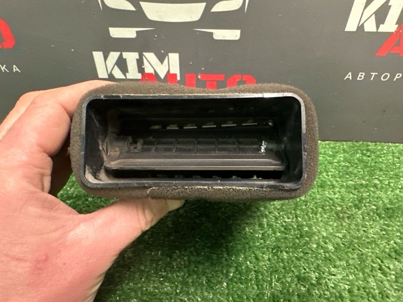 Дефлектор отопителя центральный Hyundai Elantra 4 HD 06-11 2007