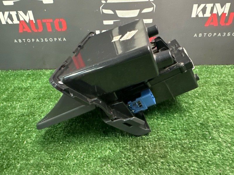 Бардачок центральной консоли(пепельница) Hyundai Elantra 4 HD 06-11 2007