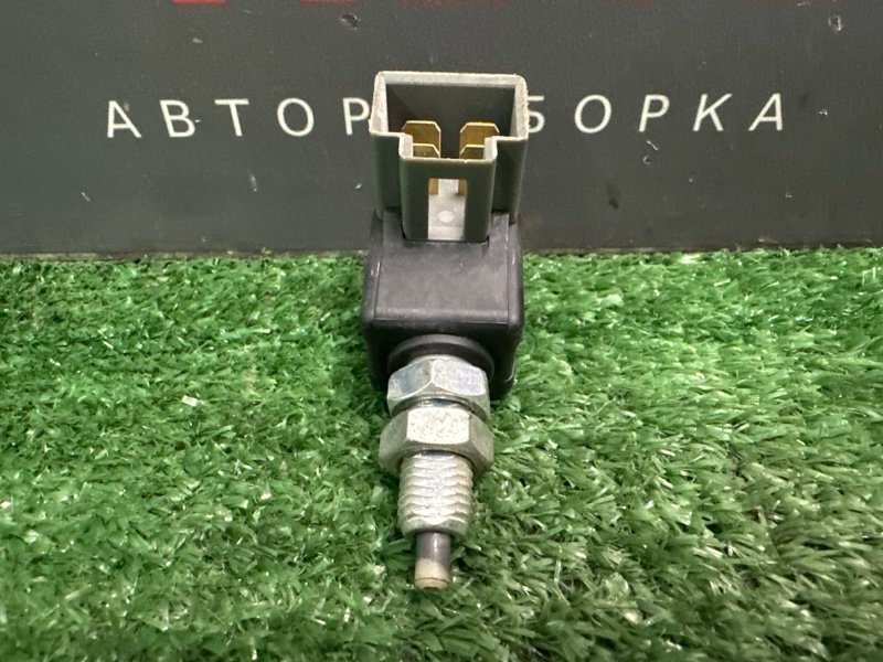 Выключатель стоп-сигнала(лягушка) Hyundai Elantra HD 2008