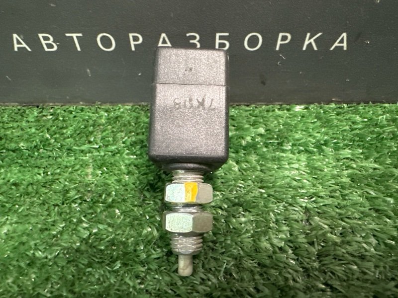 Выключатель стоп-сигнала(лягушка) Hyundai Elantra HD 2008