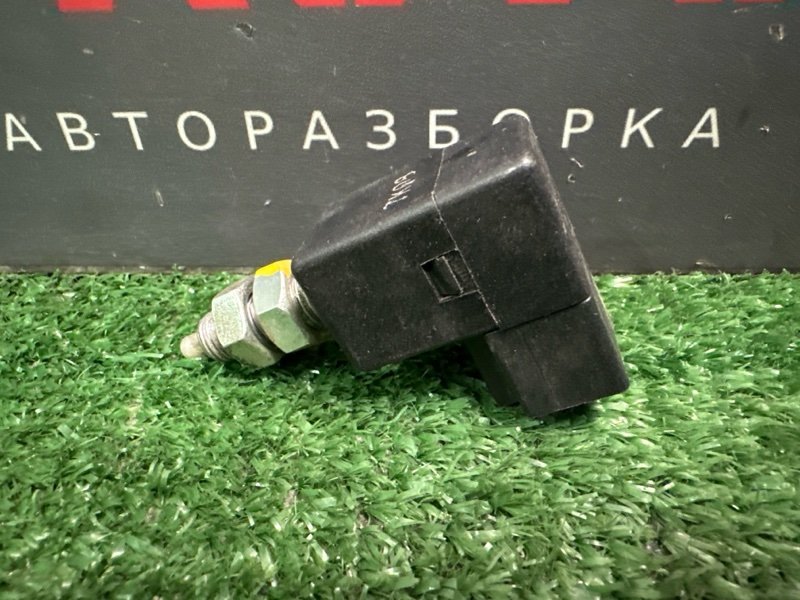 Выключатель стоп-сигнала(лягушка) Hyundai Elantra HD 2008