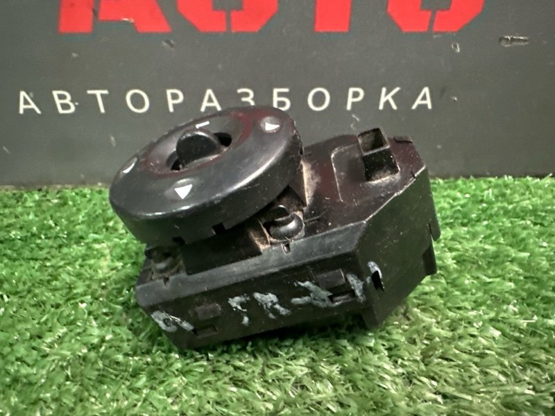 Блок управления зеркалами Hyundai Elantra 4 HD 06-11 2007