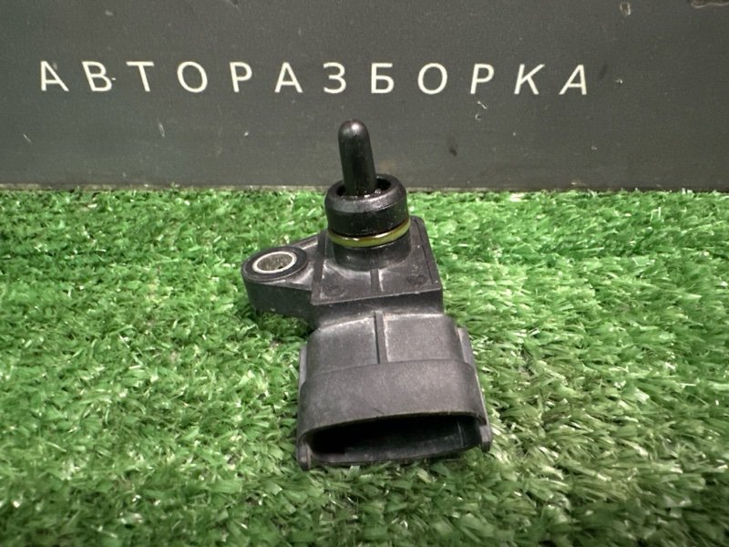 Датчик массового расхода воздуха ДМРВ Hyundai Elantra HD 2008