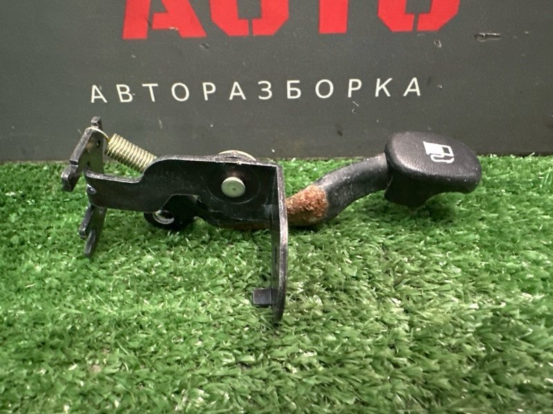 Ручка открывания бензобака Hyundai Elantra 4 HD 06-11 2007