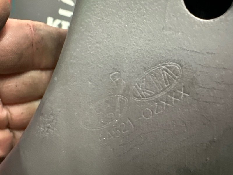 Рычаг подвески нижний Kia Sportage 2 2009 KM