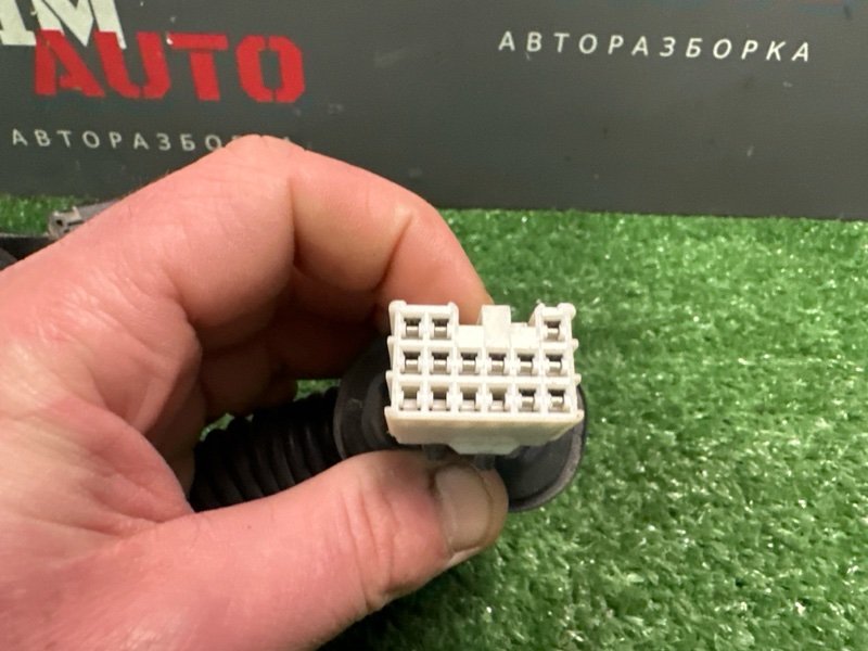 Проводка двери Hyundai Elantra HD 2008