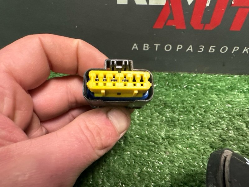Проводка двери Hyundai Elantra HD 2008