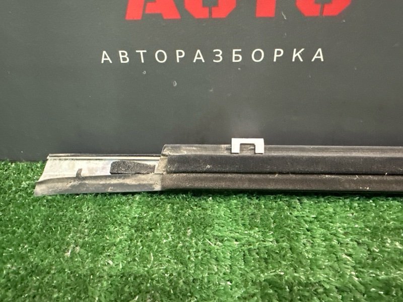 Уплотнитель стекла наружный (Бархотка) Hyundai Elantra 4 HD 06-11 2007