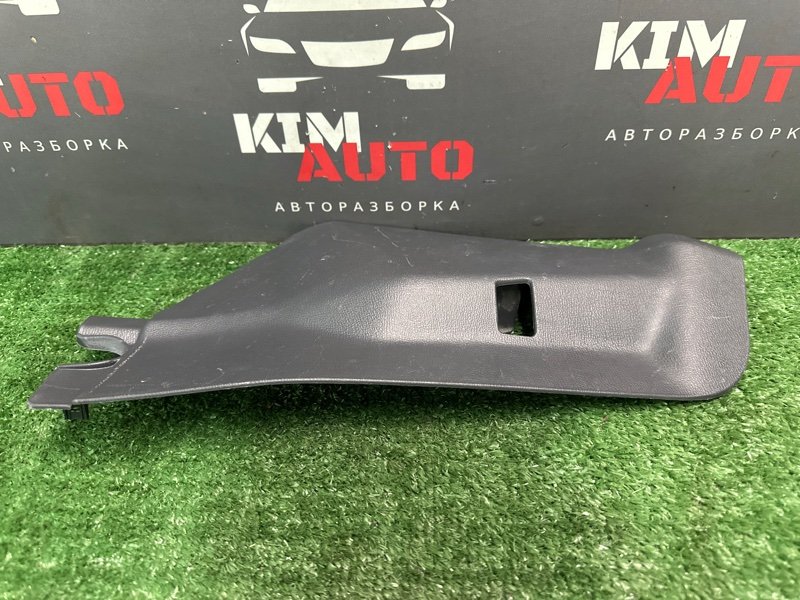 Накладка центральной консоли Hyundai Elantra 4 HD 06-11 2007