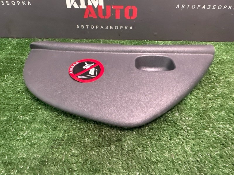 Накладка торпедо боковая Hyundai Elantra 4 HD 06-11 2007