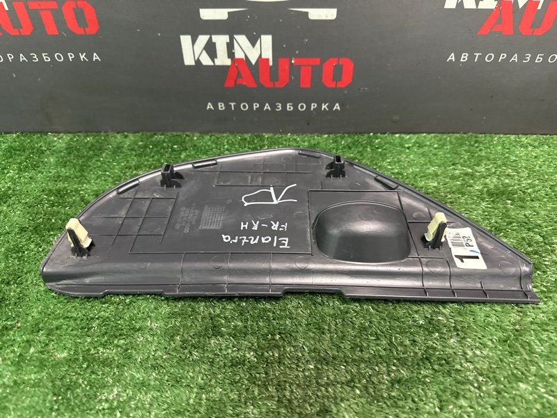 Накладка торпедо боковая Hyundai Elantra 4 HD 06-11 2007