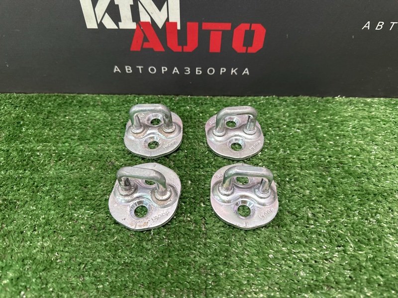 Ответная часть замка двери Hyundai Elantra 4 HD 06-11 2007