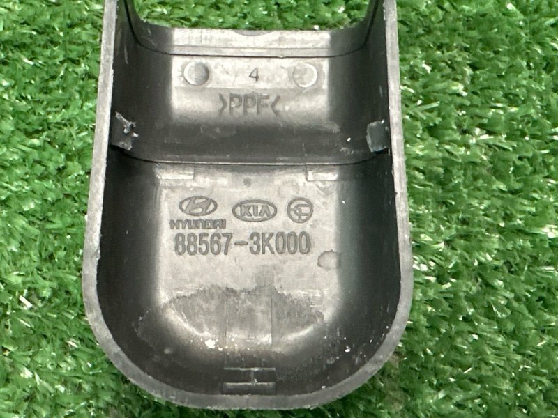 Крышка салазок сидений Hyundai Elantra 4 HD 06-11 2007