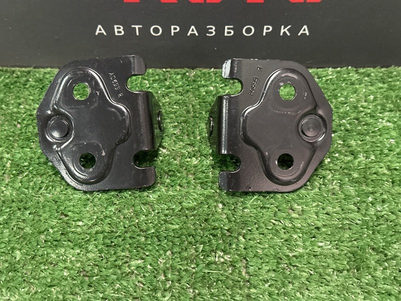 Ответная часть замка двери Ford Focus 2 2009 HB