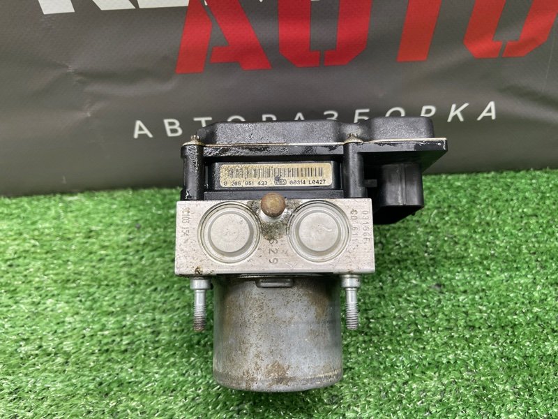 Блок ABS Kia Ceed 1 HB 2011 ED