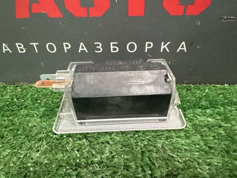 Плафон подсветки багажника Kia Rio 3 HB 2013