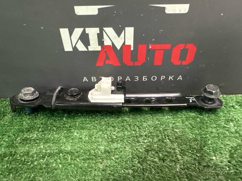 Механизм регулировки ремня безопасности Kia Ceed 1 HB 2012 ED