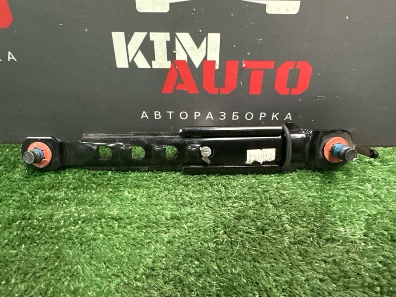 Механизм регулировки ремня безопасности Kia Ceed 1 HB 2012 ED