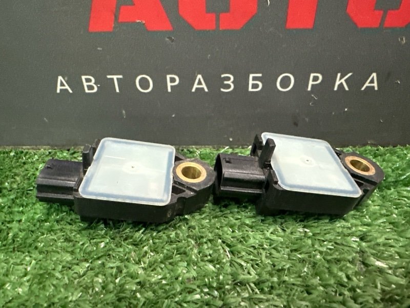 Датчик удара Air Bag Kia Ceed 1 HB 2012 ED