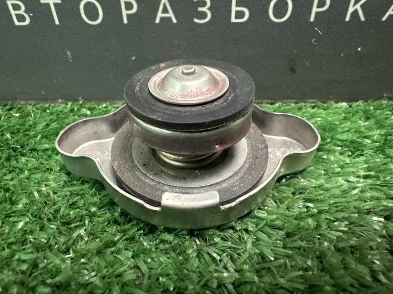 Крышка радиатора Kia Ceed 1 HB 2012 ED