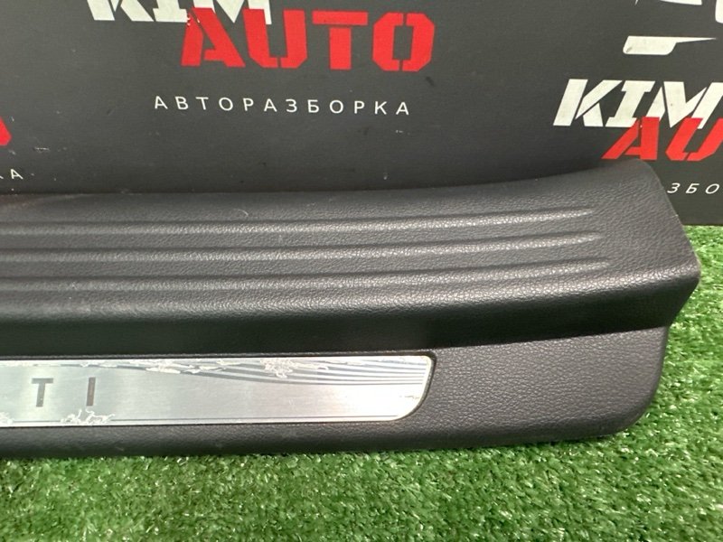 Накладка порога Infiniti QX50 J55 2019