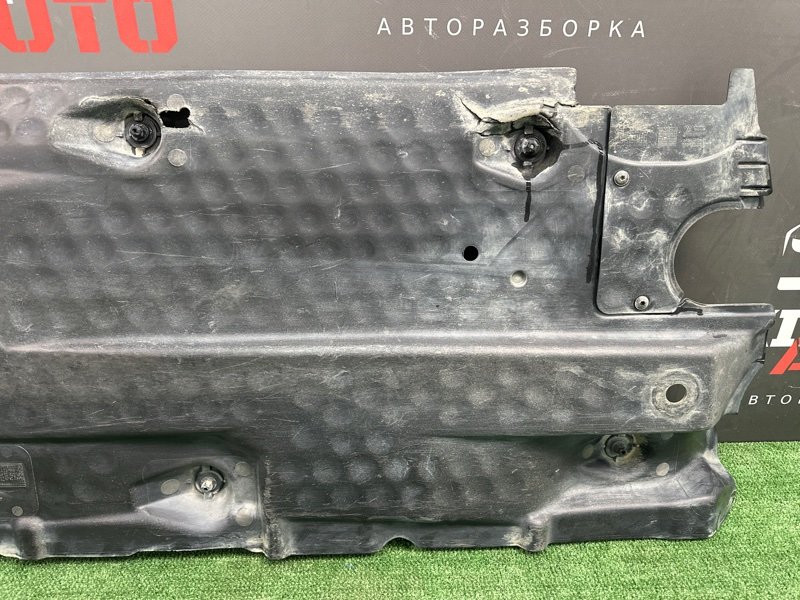 Защита днища кузова Skoda Yeti 2014