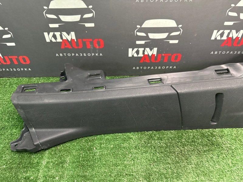 Накладка порога внутренняя Skoda Yeti 2014