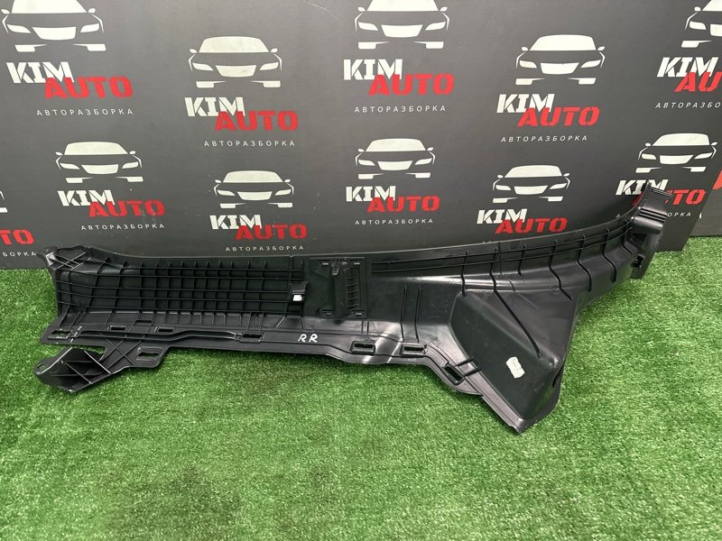 Накладка порога внутренняя Skoda Yeti 2014