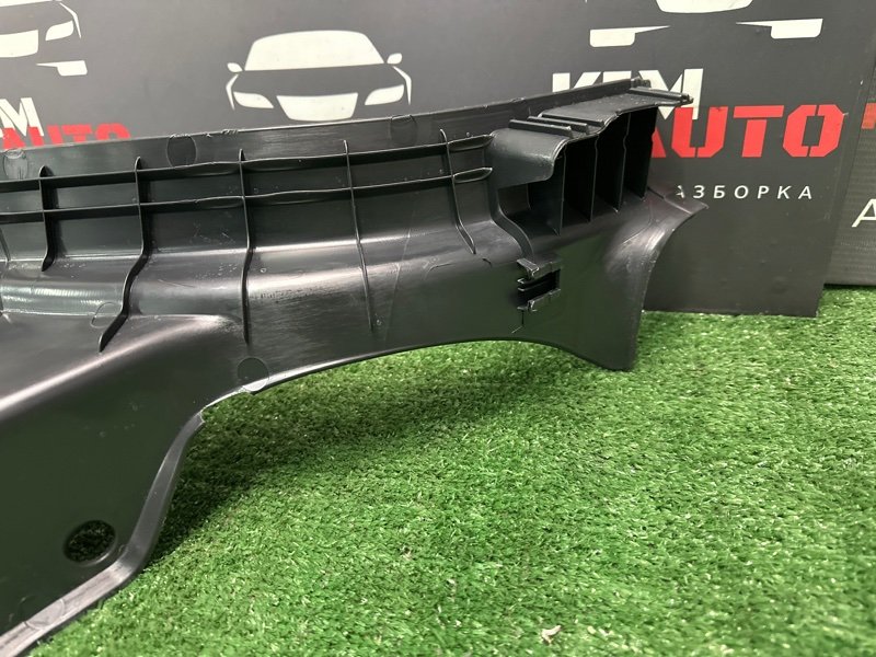 Накладка порога внутренняя Skoda Yeti 2014