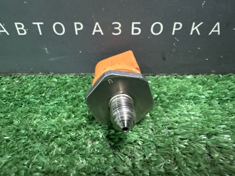 Датчик давления топлива Skoda Yeti 2014