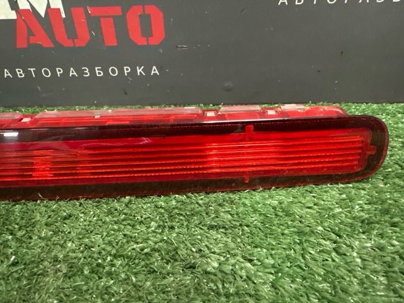 Стоп-сигнал дополнительный Skoda Yeti 2014