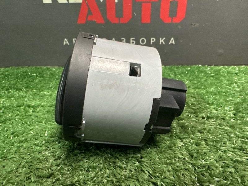 Переключатель света фар Skoda Yeti 2014