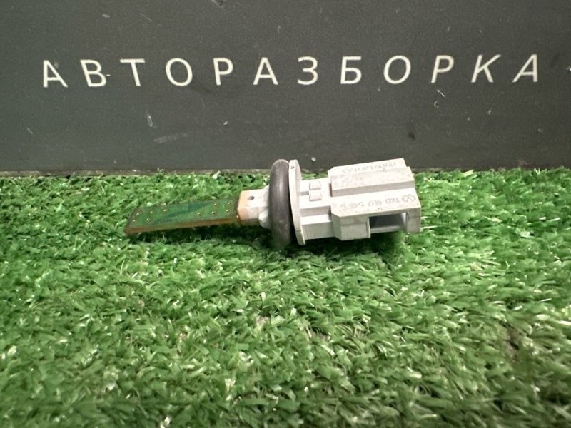 Датчик температура испарителя Skoda Yeti 2014