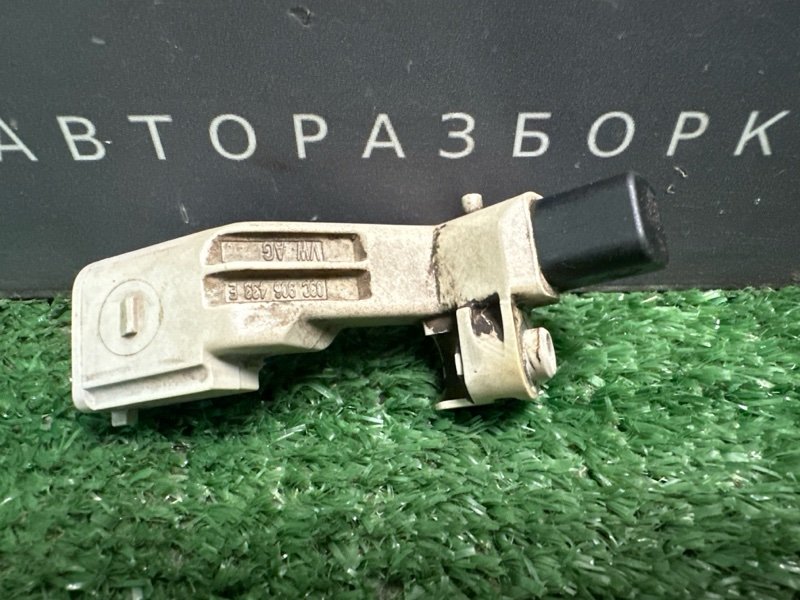 Датчик положения коленвала Skoda Yeti 2014