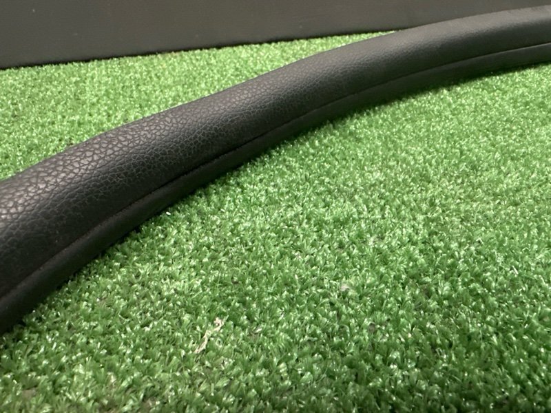 Уплотнитель проема двери Skoda Yeti 2014