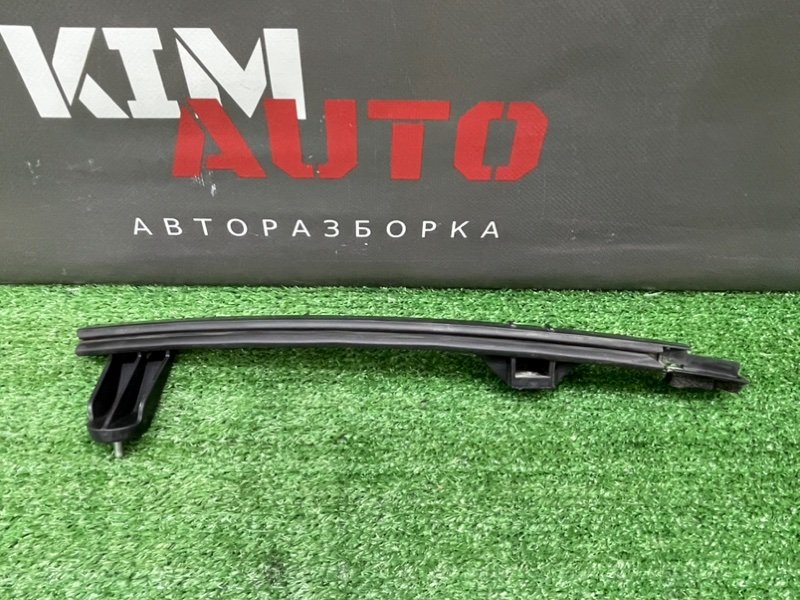 Направляющая стекла двери Kia Ceed 1 HB 2011 ED