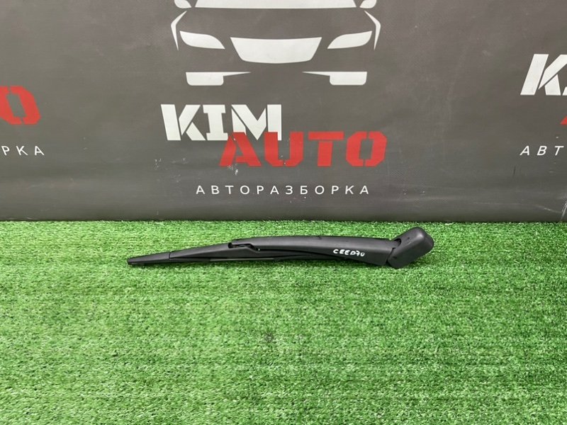 Поводок стеклоочистителя Kia Ceed 1 HB 2011 ED
