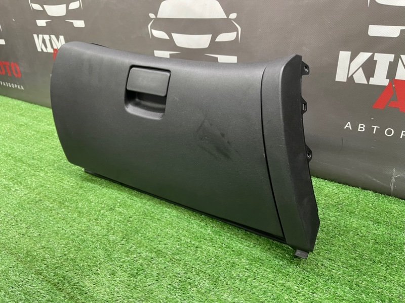 Бардачок Kia Ceed 1 HB 2011 ED
