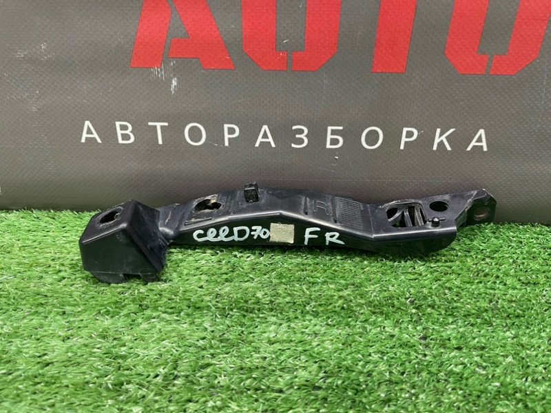 Кронштейн бампера Kia Ceed 1 HB 2011 ED